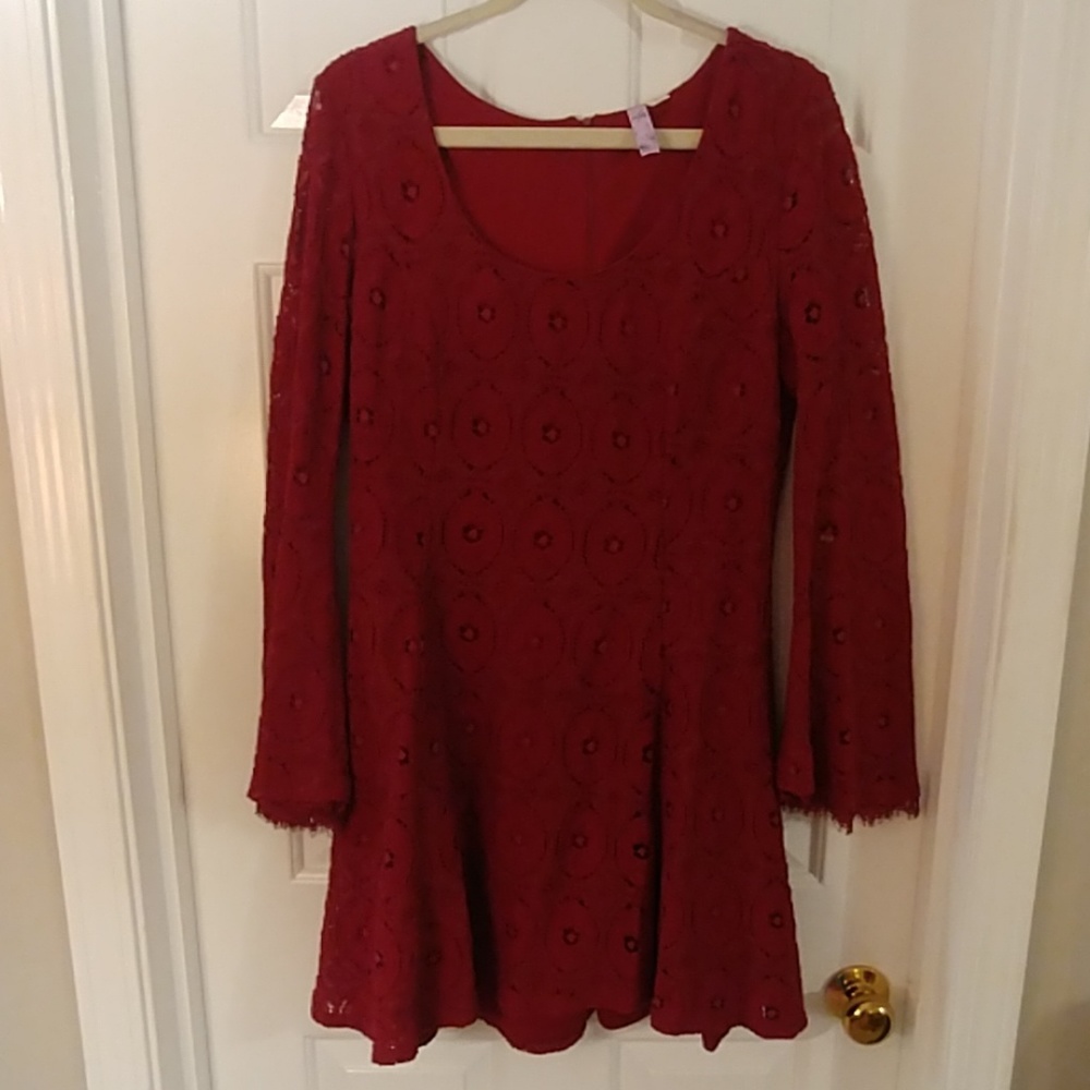 Crimson Alya Long Sleeve Lace Dress